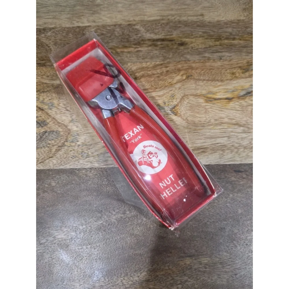 Vintage York Nut Sheller Texan Nut Cracker Original Box